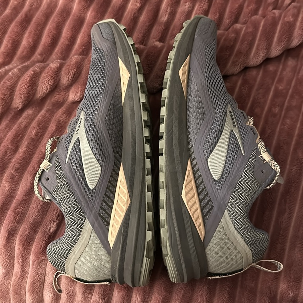 Brooks Cascadia 14 sneakers - Picture 4 of 6